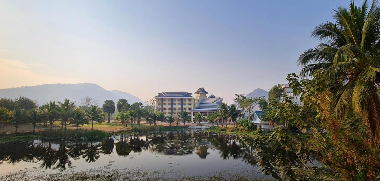 Phu Pha Phung Resort Суан-Пханг Экстерьер фото